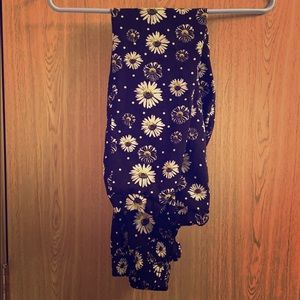 Adorable daisy bottoms!